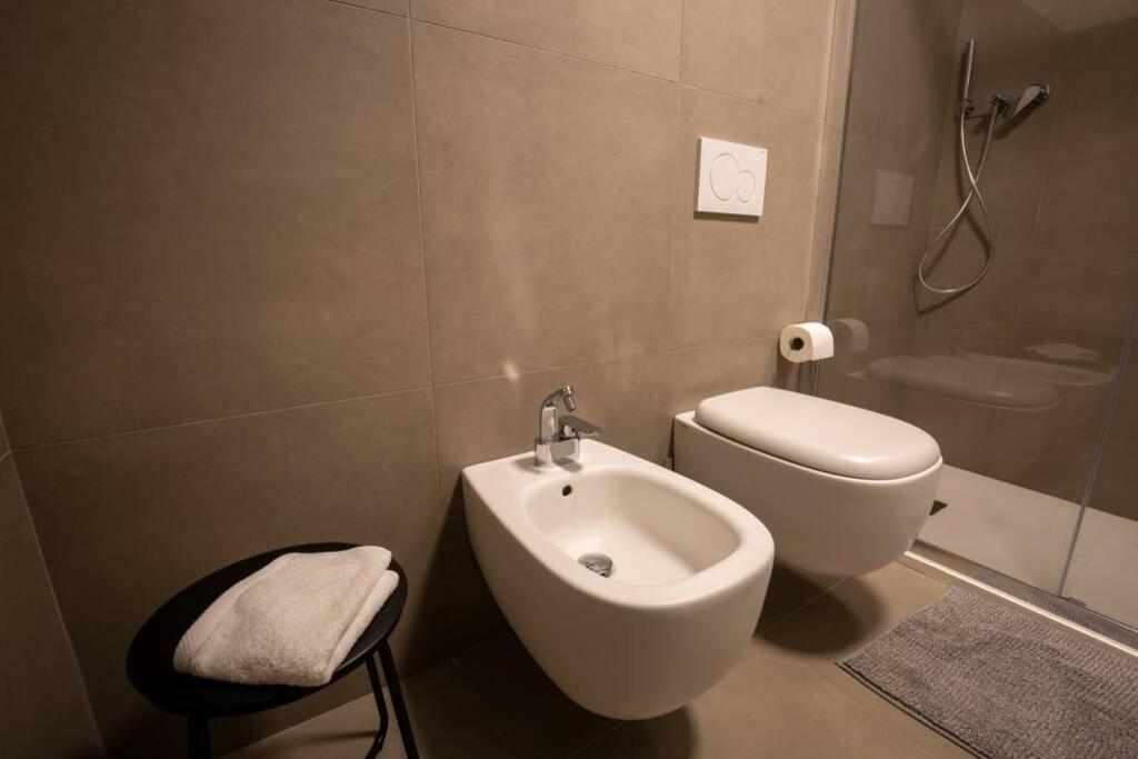Barolo - Wine Loft Apartamento Turim Exterior foto